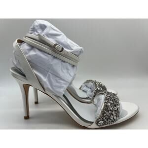 Badgley Mischka Women's Jen Ankle Strap Sandal White Satin MP5317 Size 10 NIB